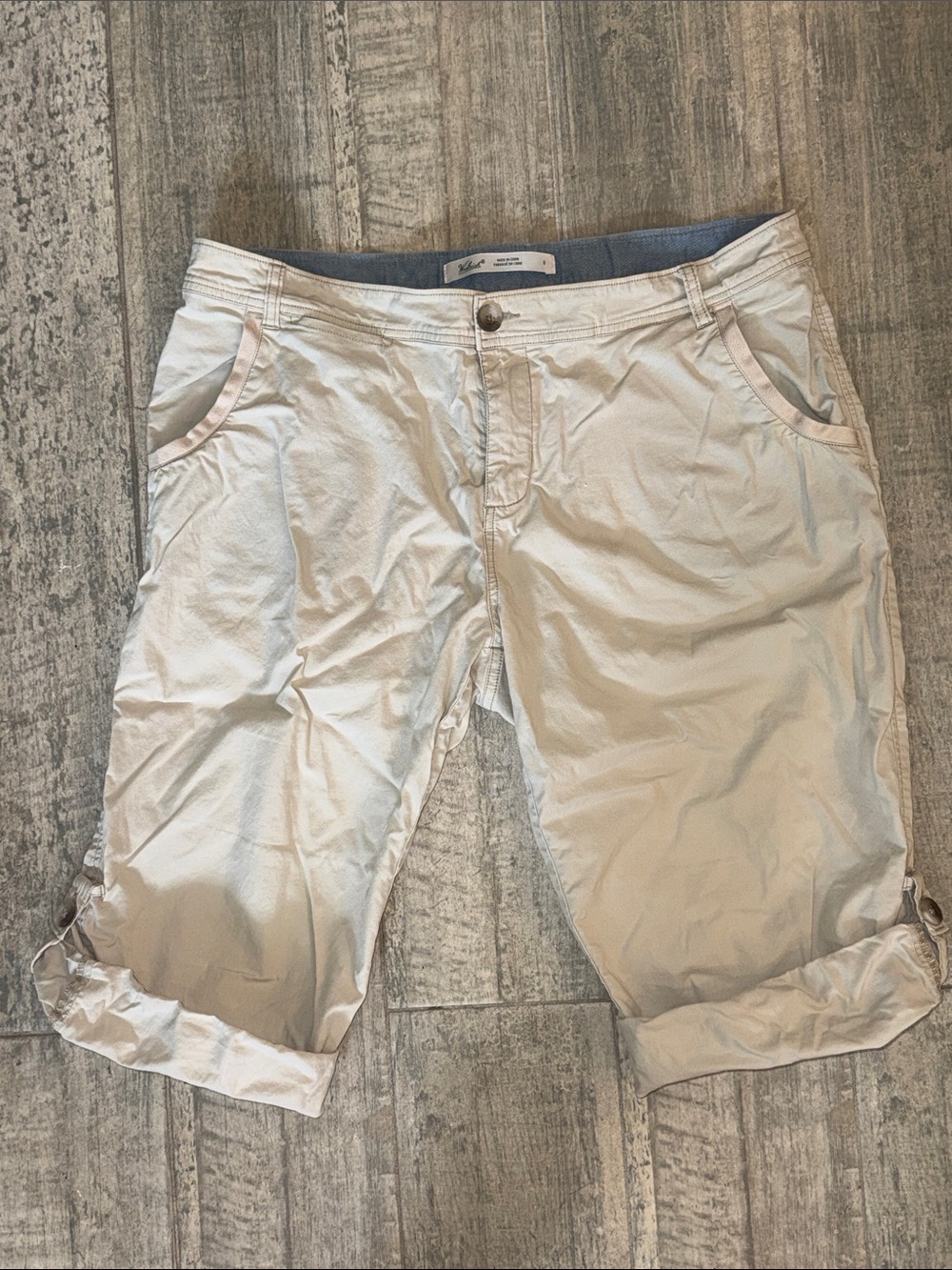 Women’s Woolrich Convertible Shorts to Capris - Adjustable